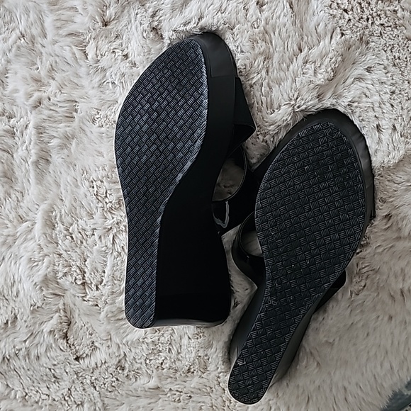 Charles platform Black shoes 9.5 - Picture 6 of 7